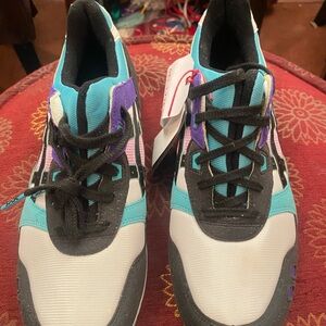 ASICS Gel-Lyte III in Turquoise, Purple and White